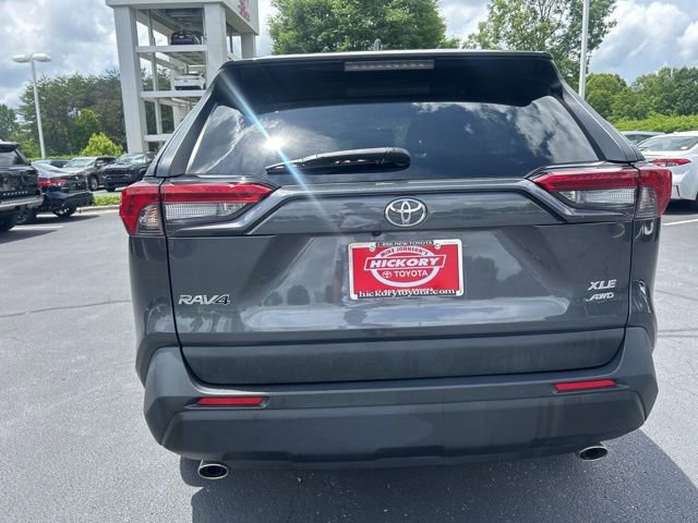 Used 2023 Toyota RAV4 XLE AWD/4WD image 8