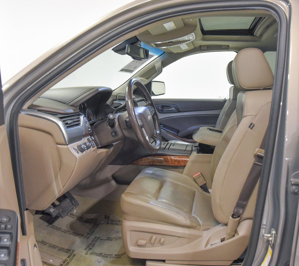 Used 2019 Chevrolet Tahoe Premier AWD/4WD image 2