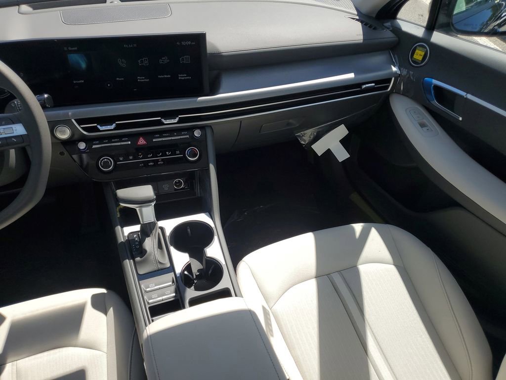 New 2025 Hyundai Sonata SE image 16