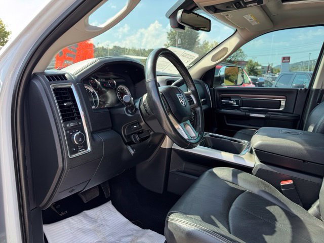 Used 2018 RAM 2500 Laramie AWD/4WD image 9