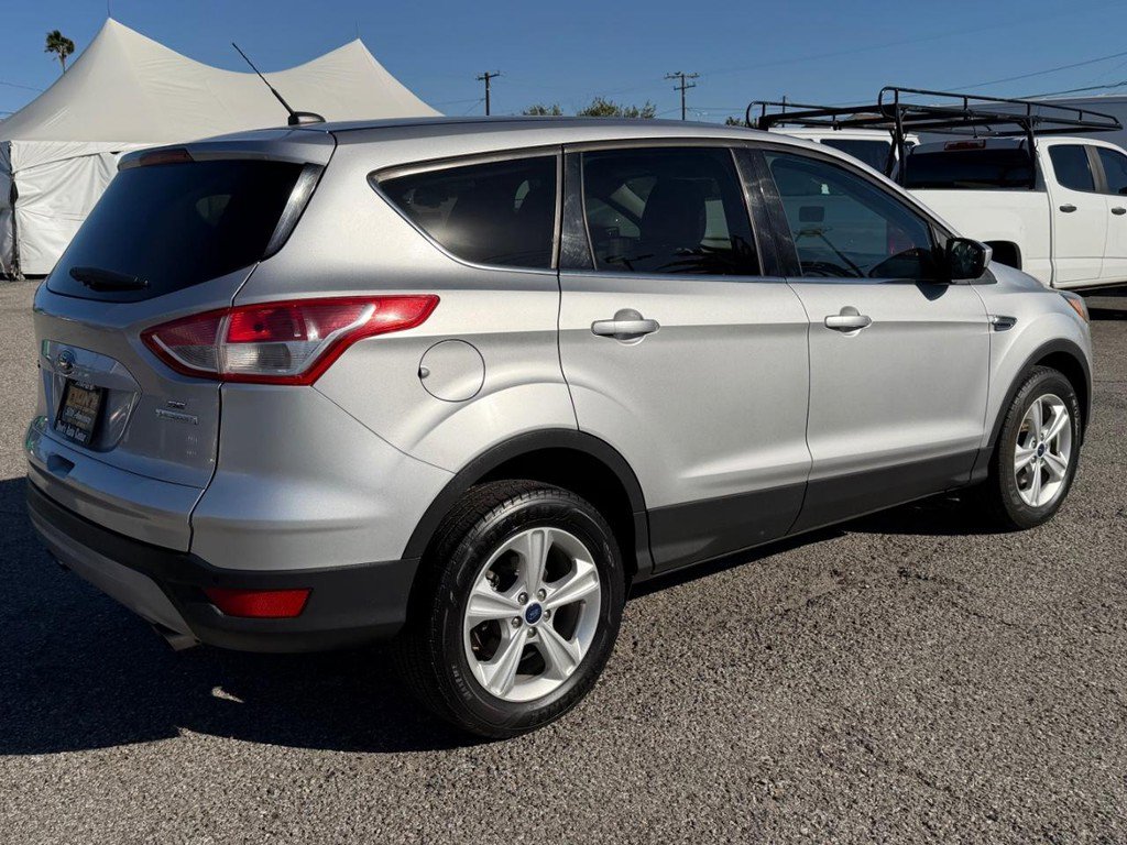 Used 2016 Ford Escape SE image 6
