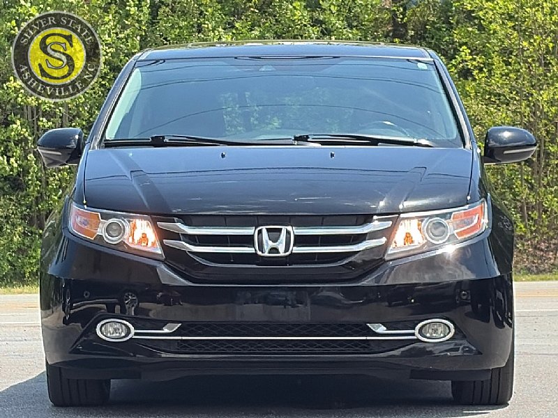 Used 2014 Honda Odyssey Touring image 2