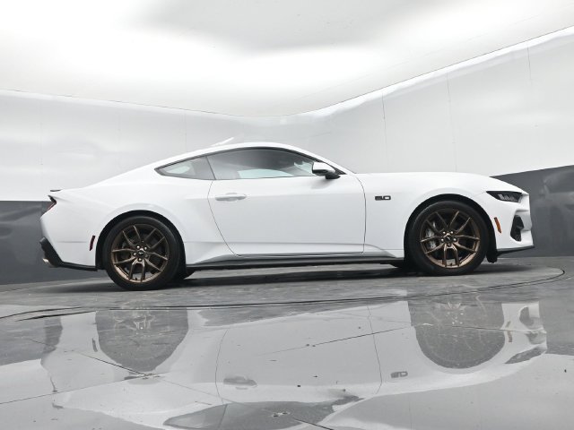 Used 2025 Ford Mustang GT Premium RWD image 50