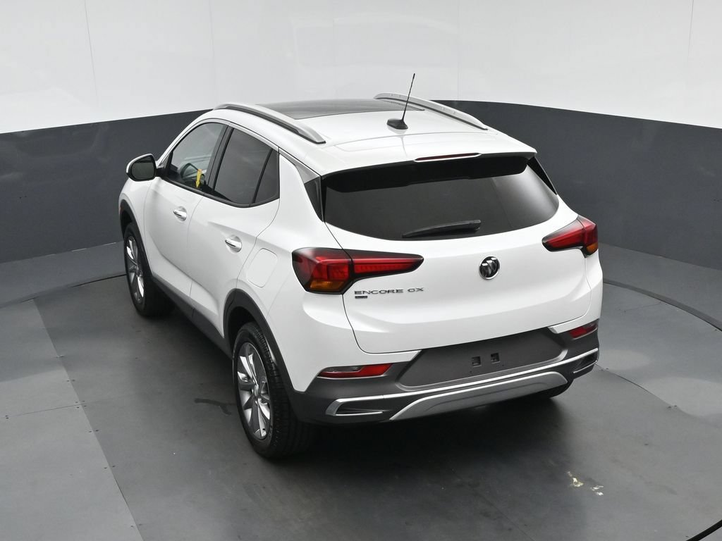 Used 2022 Buick Encore GX Essence w/ Experience Buick Package AWD/4WD image 57