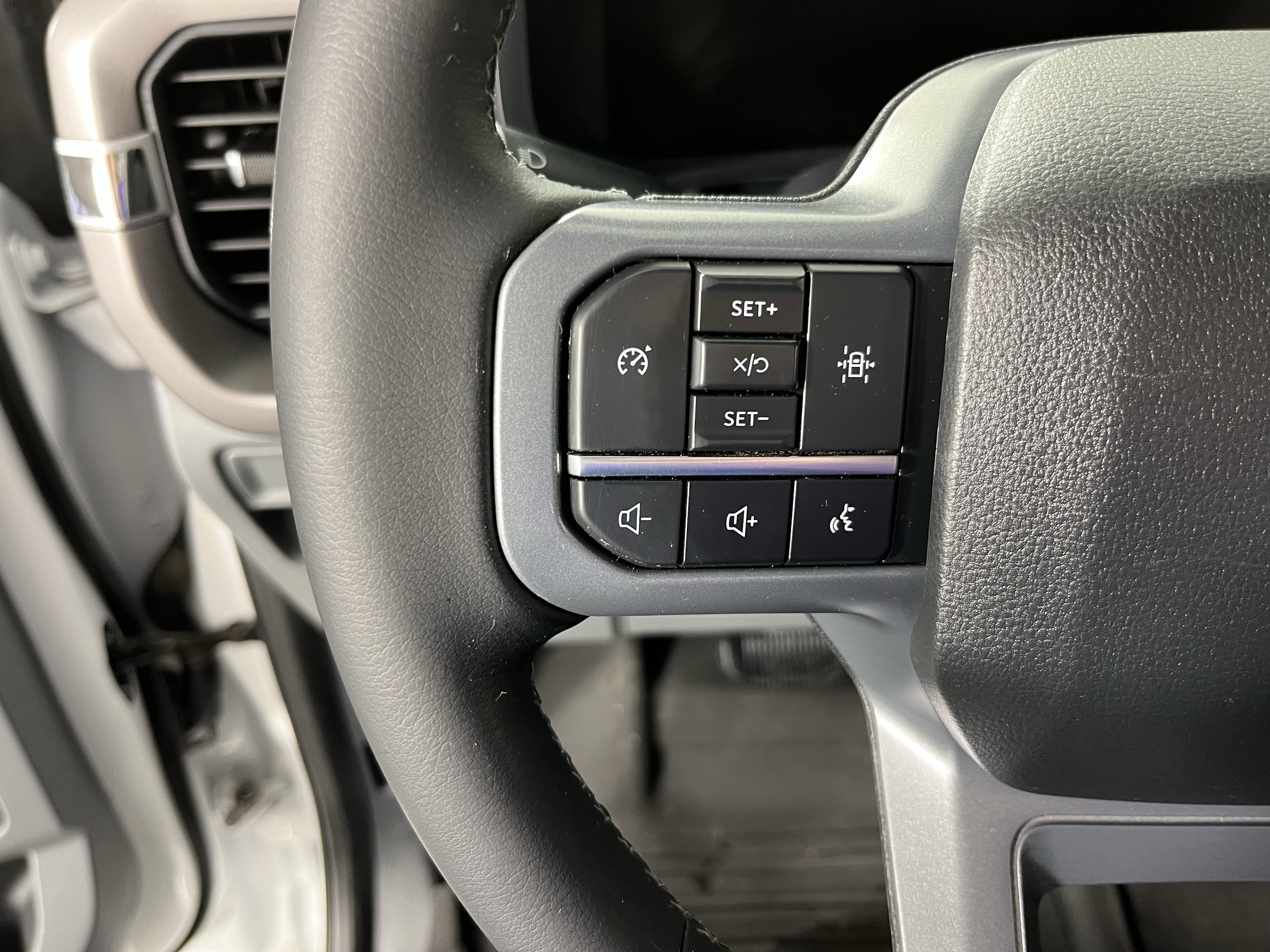 Used 2024 Ford F150 XLT w/ Tow/Haul Package image 19