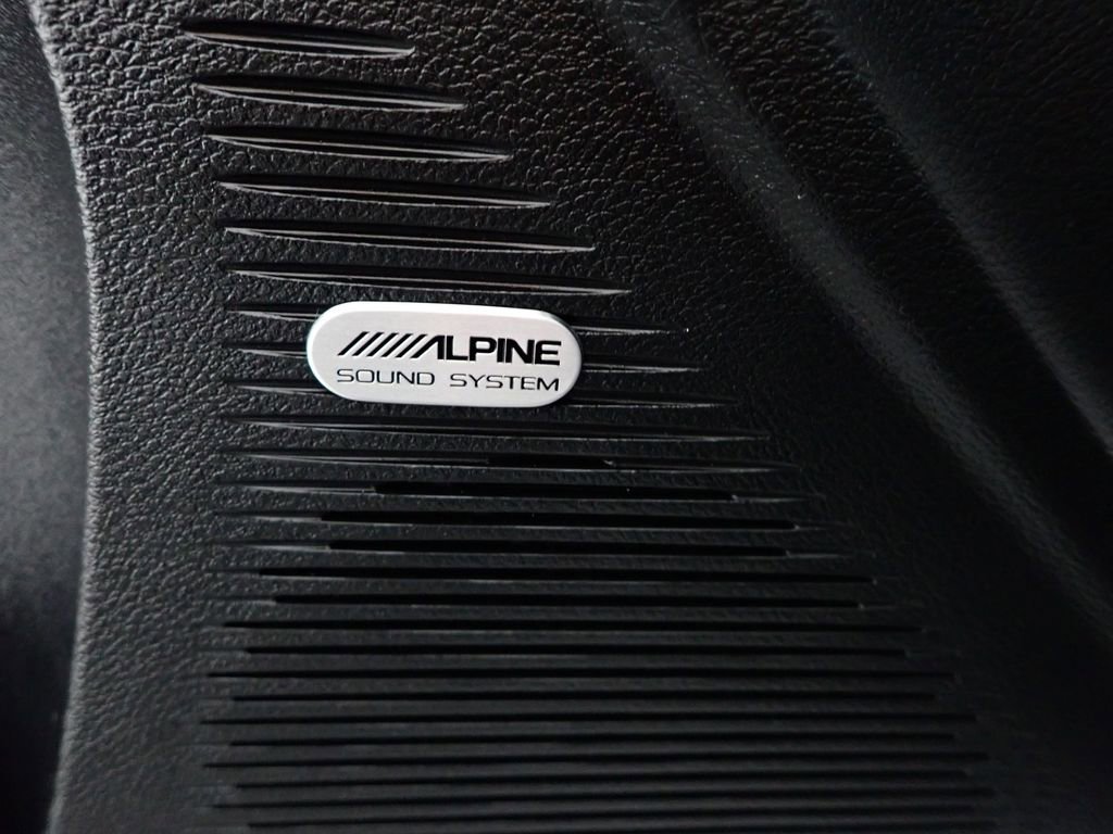 Used 2018 Dodge Challenger R/T Scat Pack RWD image 3