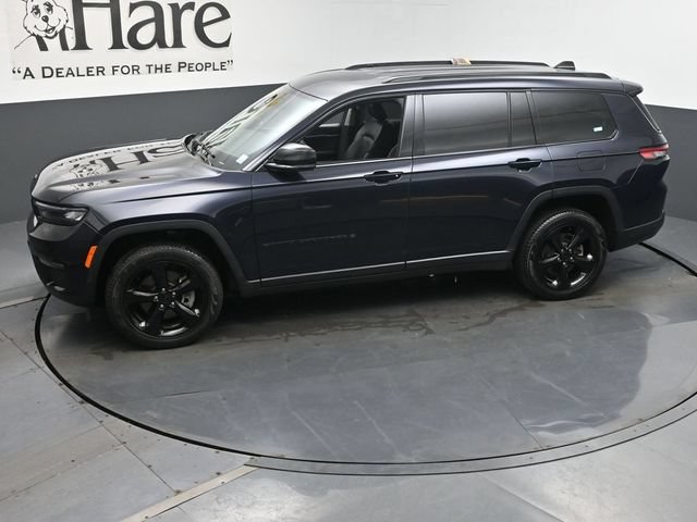 Used 2024 Jeep Grand Cherokee L Limited w/ Black Appearance Package AWD/4WD image 59