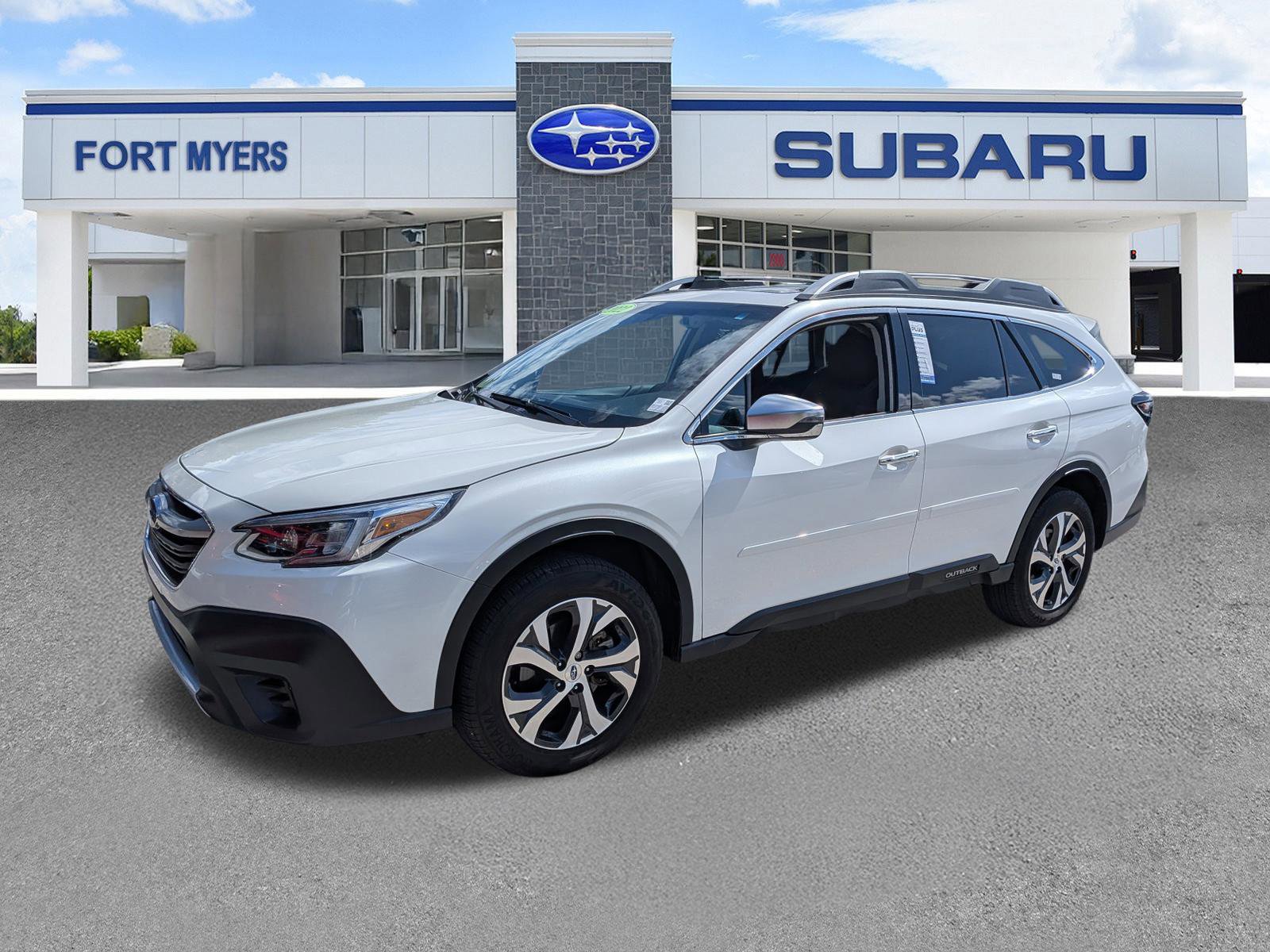 Certified 2022 Subaru Outback Touring XT AWD/4WD image 8
