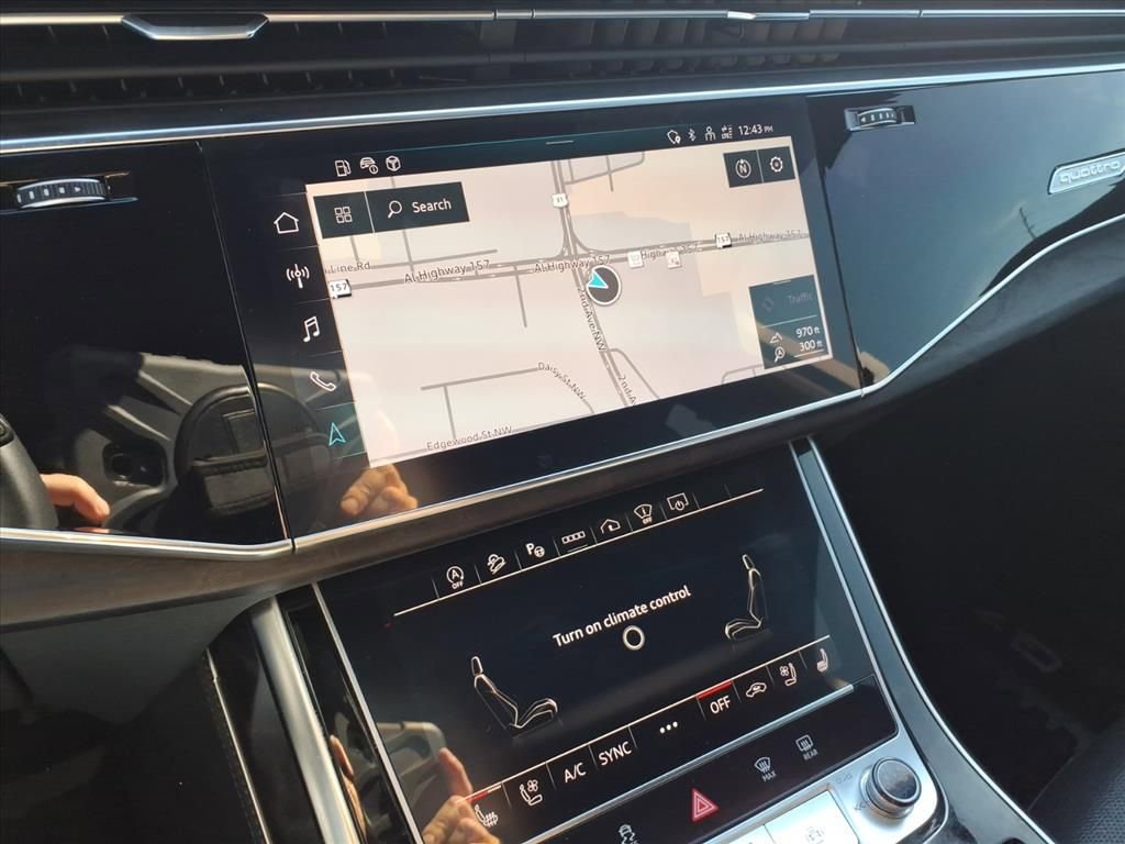 Used 2023 Audi Q7 3.0T Prestige image 28