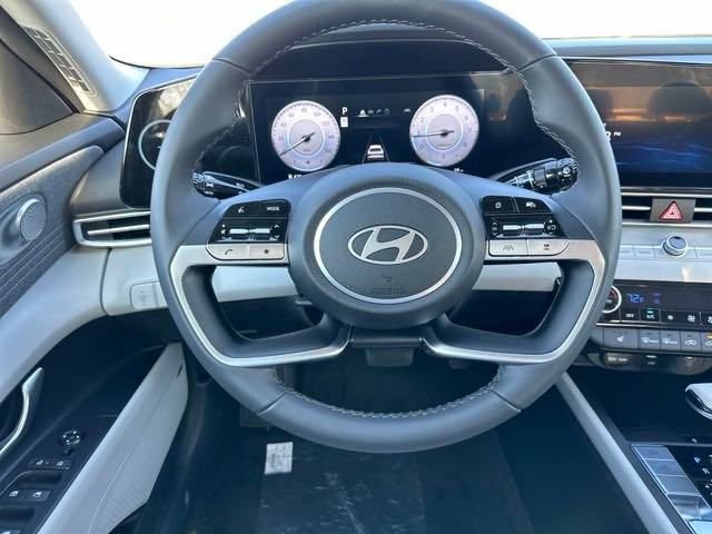 New 2025 Hyundai Elantra Limited w/ Cargo Package image 11