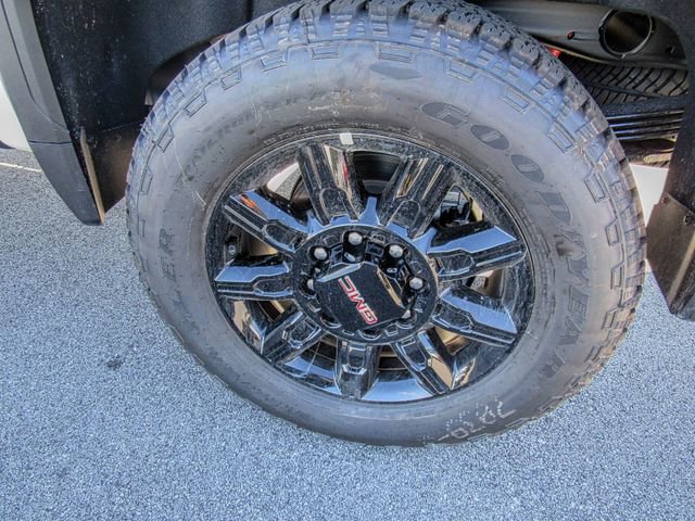 New 2026 GMC Sierra 2500 AT4 w/ AT4 Premium Plus Package image 10