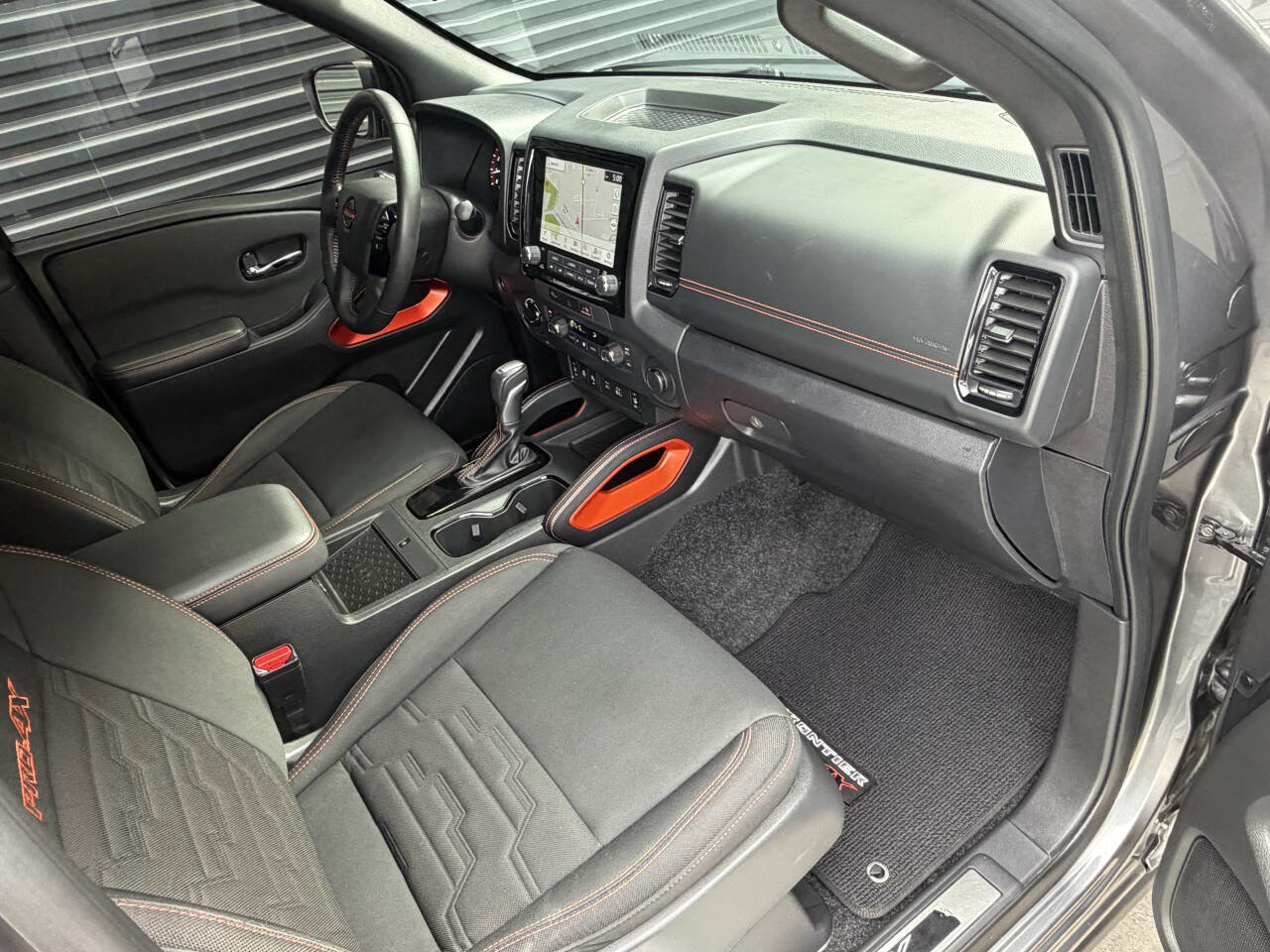 Used 2023 Nissan Frontier PRO-4X w/ Pro Convenience Package image 25