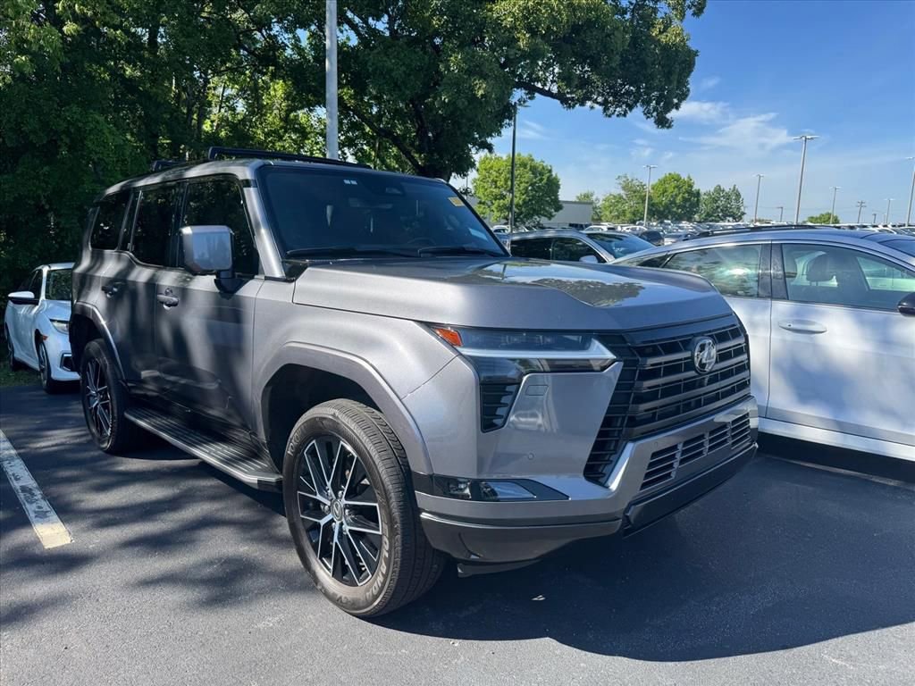 Used 2024 Lexus GX 550 w/ Accessory Package (2T) AWD/4WD image 1