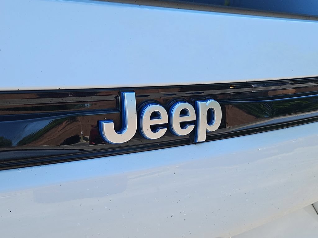 Used 2024 Jeep Grand Cherokee Limited 4xe AWD/4WD image 8