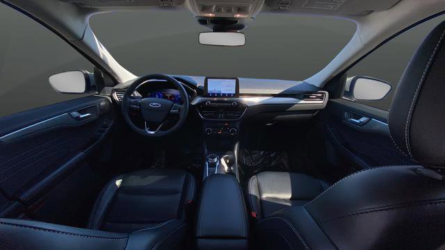 Used 2022 Ford Escape Titanium w/ Class II Trailer Tow Package AWD/4WD image 12