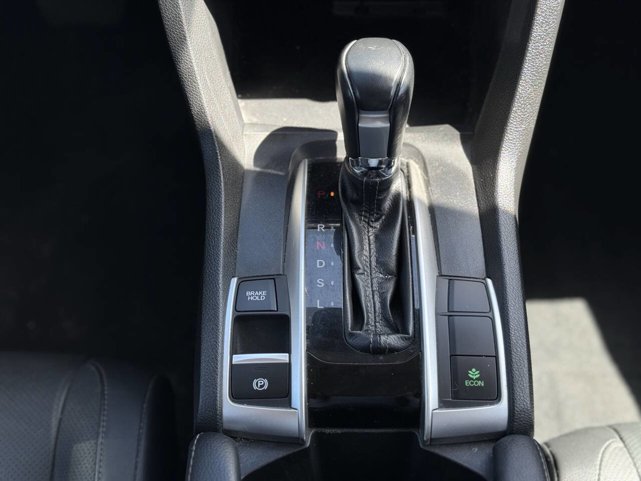 Used 2021 Honda Civic EX-L image 19