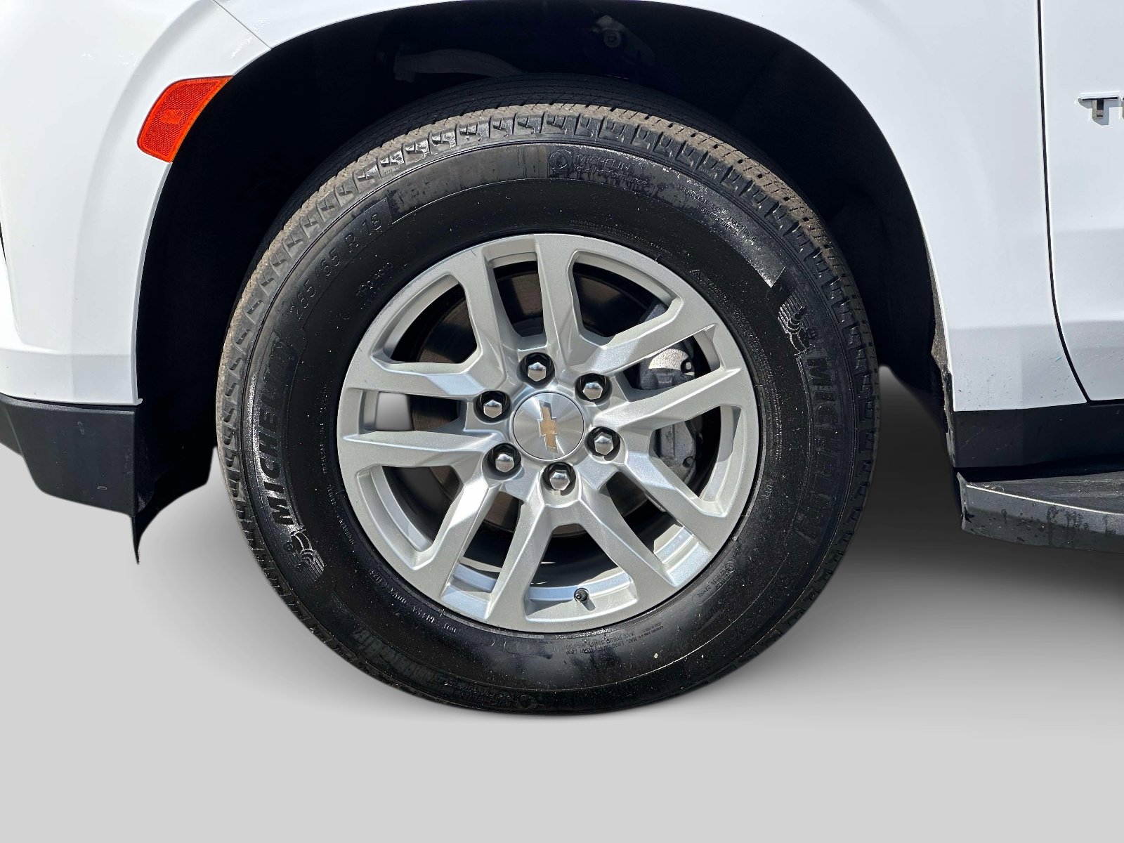 Used 2024 Chevrolet Tahoe LT AWD/4WD image 8