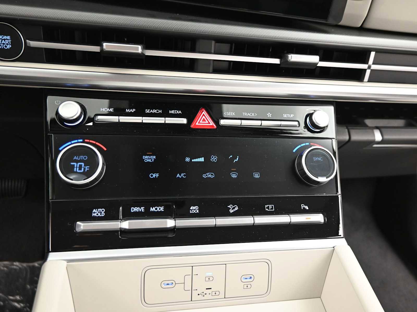New 2026 Hyundai Santa Fe SE AWD/4WD image 19