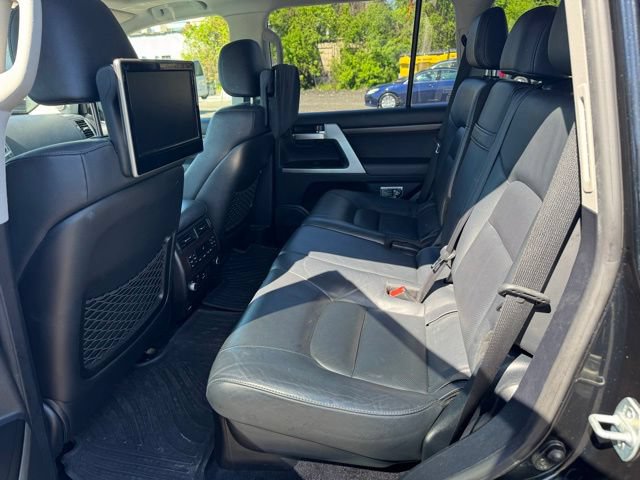 Used 2016 Toyota Land Cruiser AWD/4WD image 27
