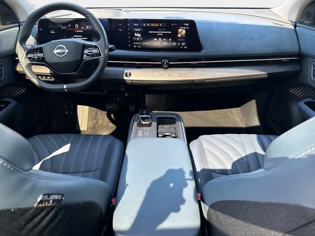 Used 2024 Nissan Ariya AWD image 15