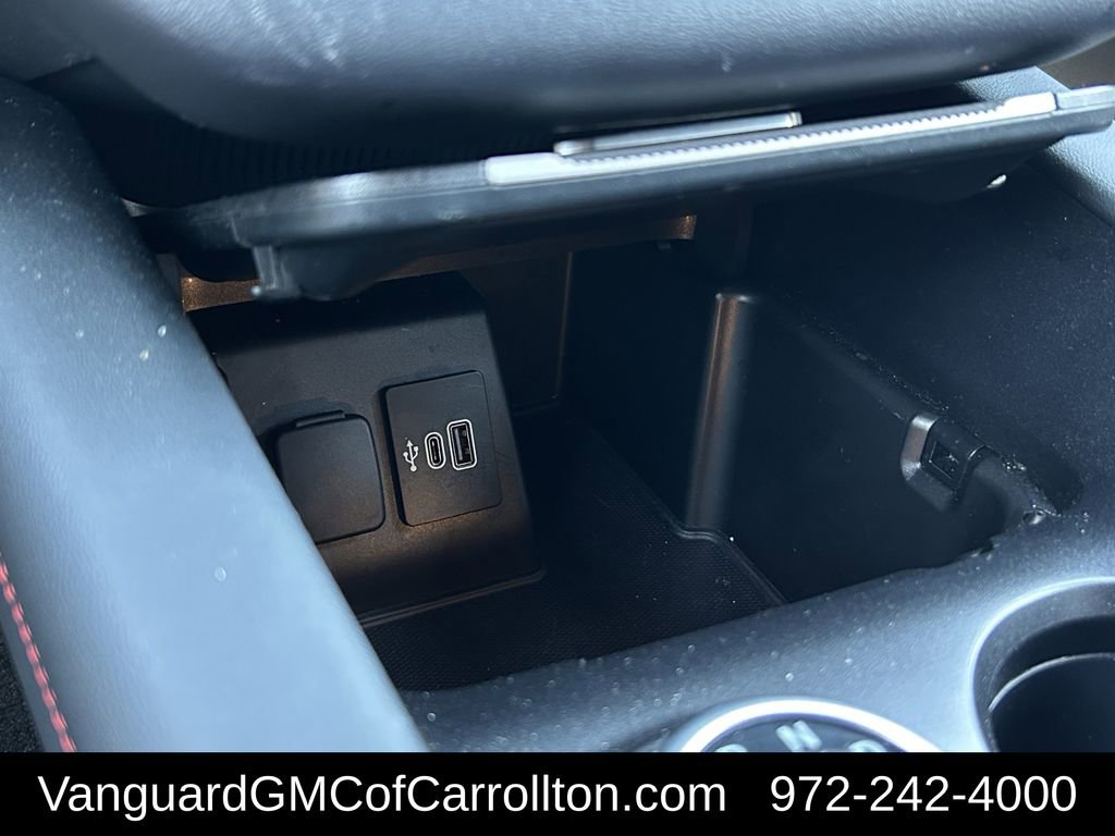 Used 2025 Ford Explorer ST-Line w/ ST-Line Street Pack AWD/4WD image 23