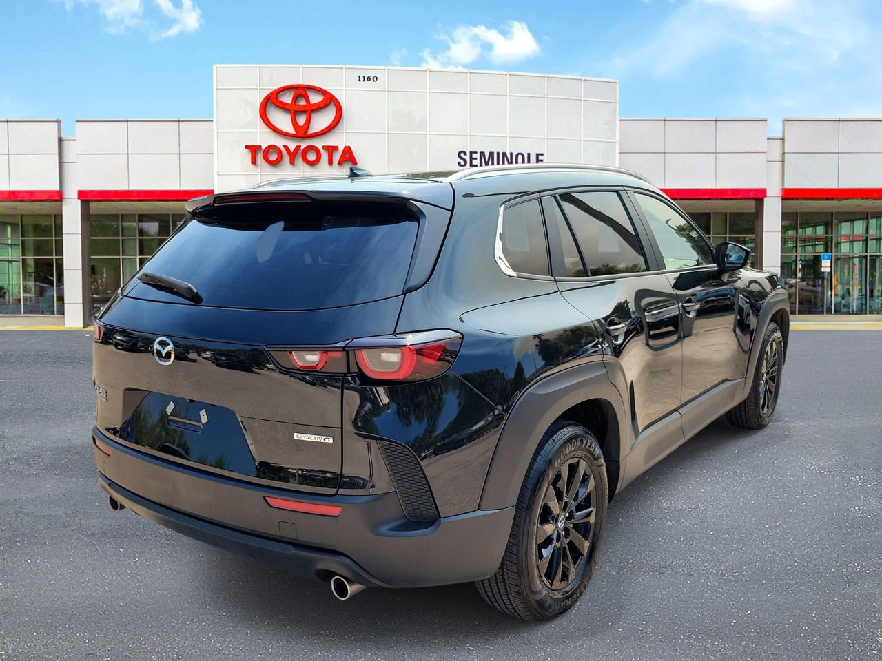 Used 2025 MAZDA CX-50 AWD 2.5 S w/ Premium Package image 3