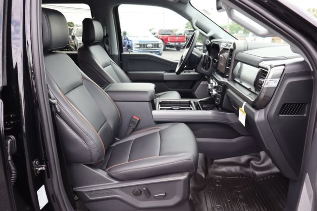 Used 2026 Ford F250 Lariat AWD/4WD image 37