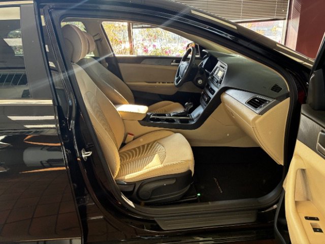 Used 2015 Hyundai Sonata SE FWD image 29