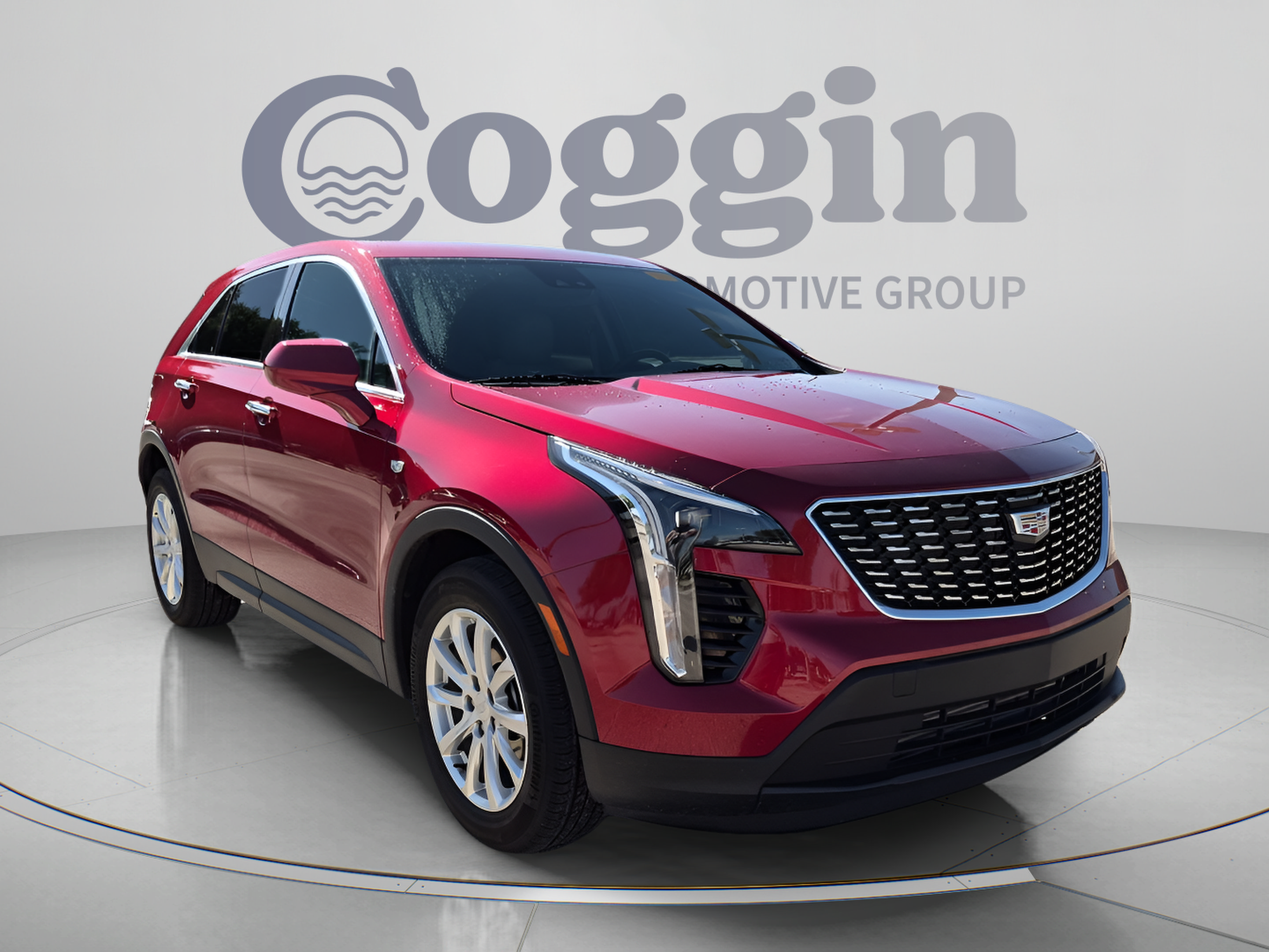 Used 2023 Cadillac XT4 Luxury w/ Driver Awareness Package FWD image 8