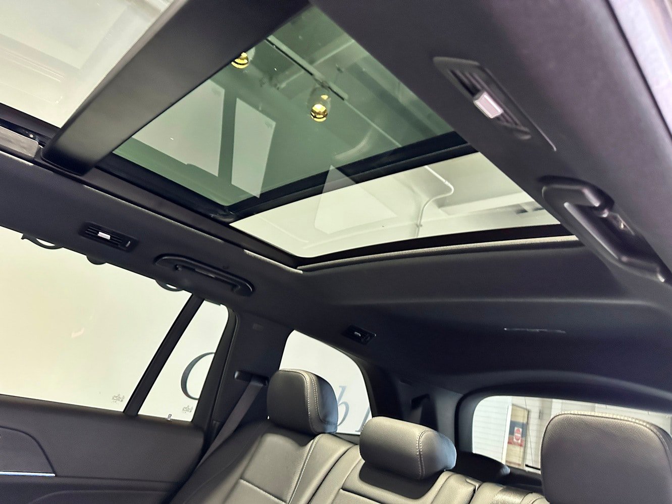 Certified 2025 Mercedes-Benz GLS 450 4MATIC image 35