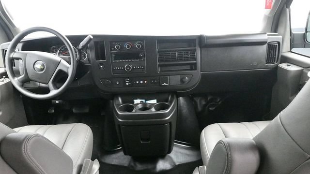 Used 2024 Chevrolet Express 3500 LS RWD image 15