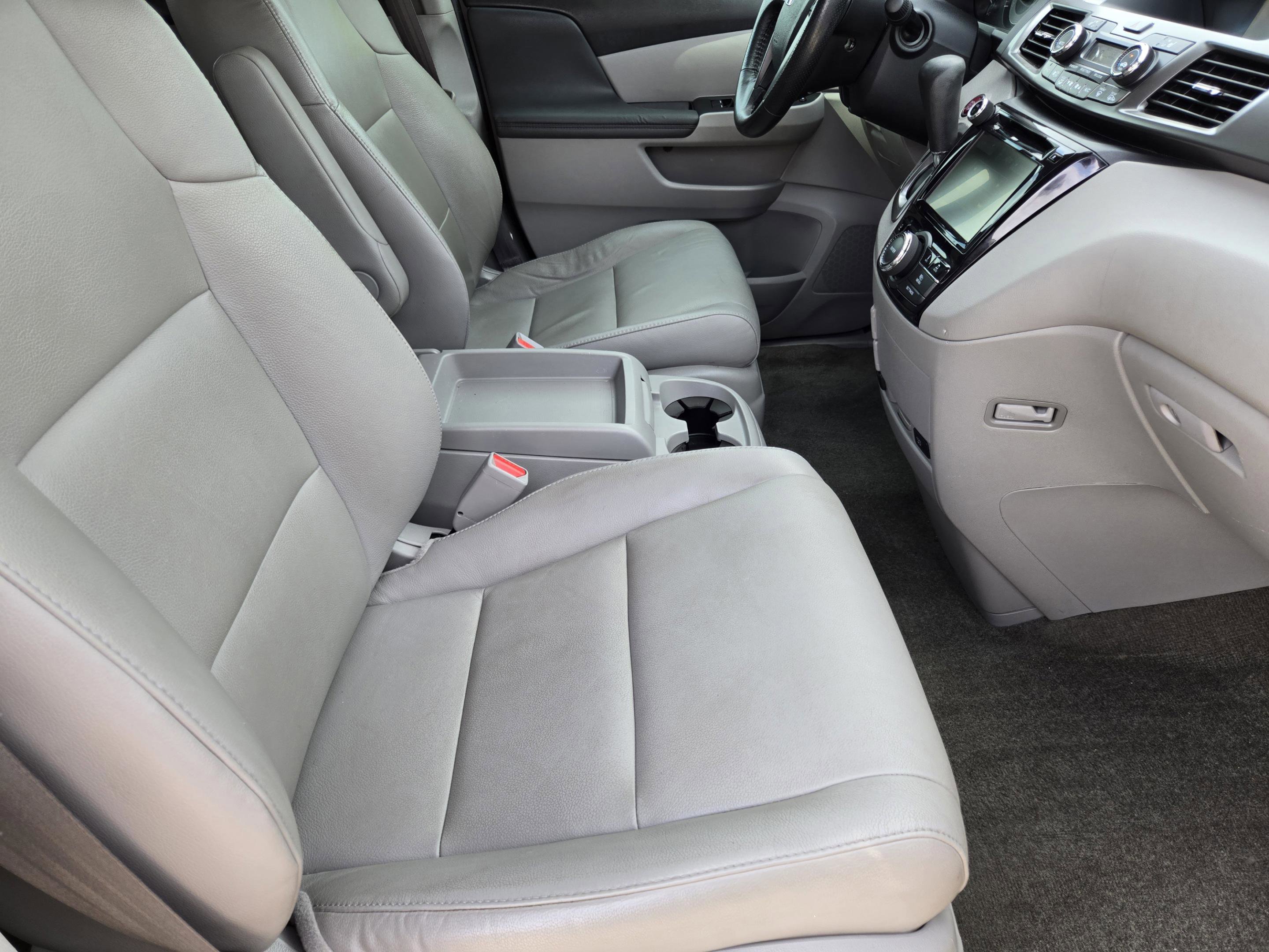 Used 2015 Honda Odyssey EX-L image 10