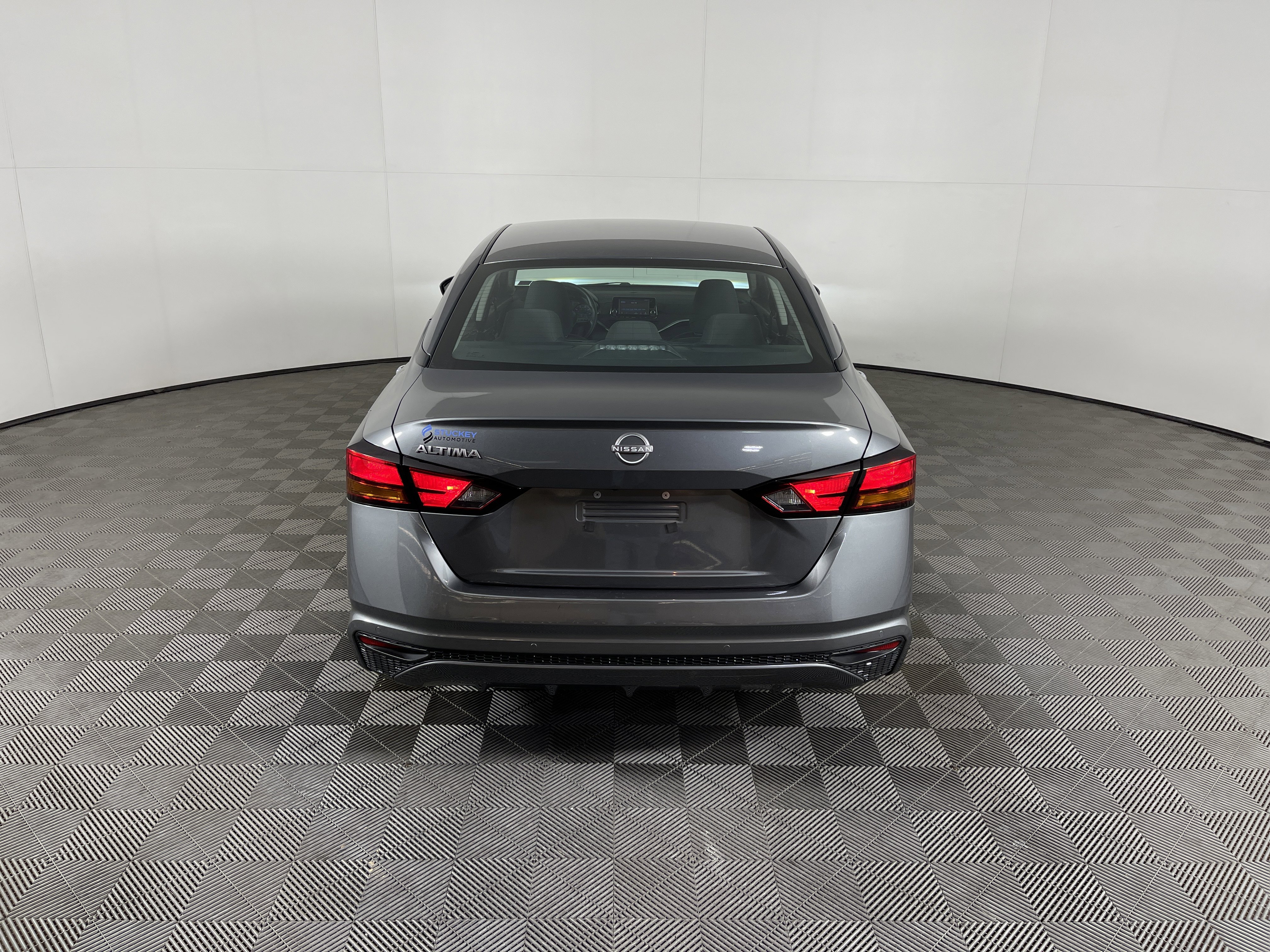 Used 2024 Nissan Altima 2.5 S image 4