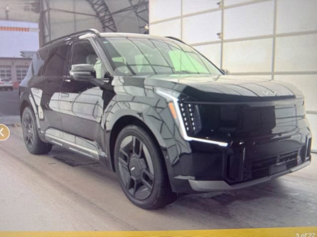 Certified 2025 Kia EV9 GT-Line image 3