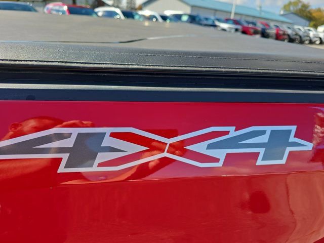 Used 2022 Chevrolet Silverado 1500 Custom image 12