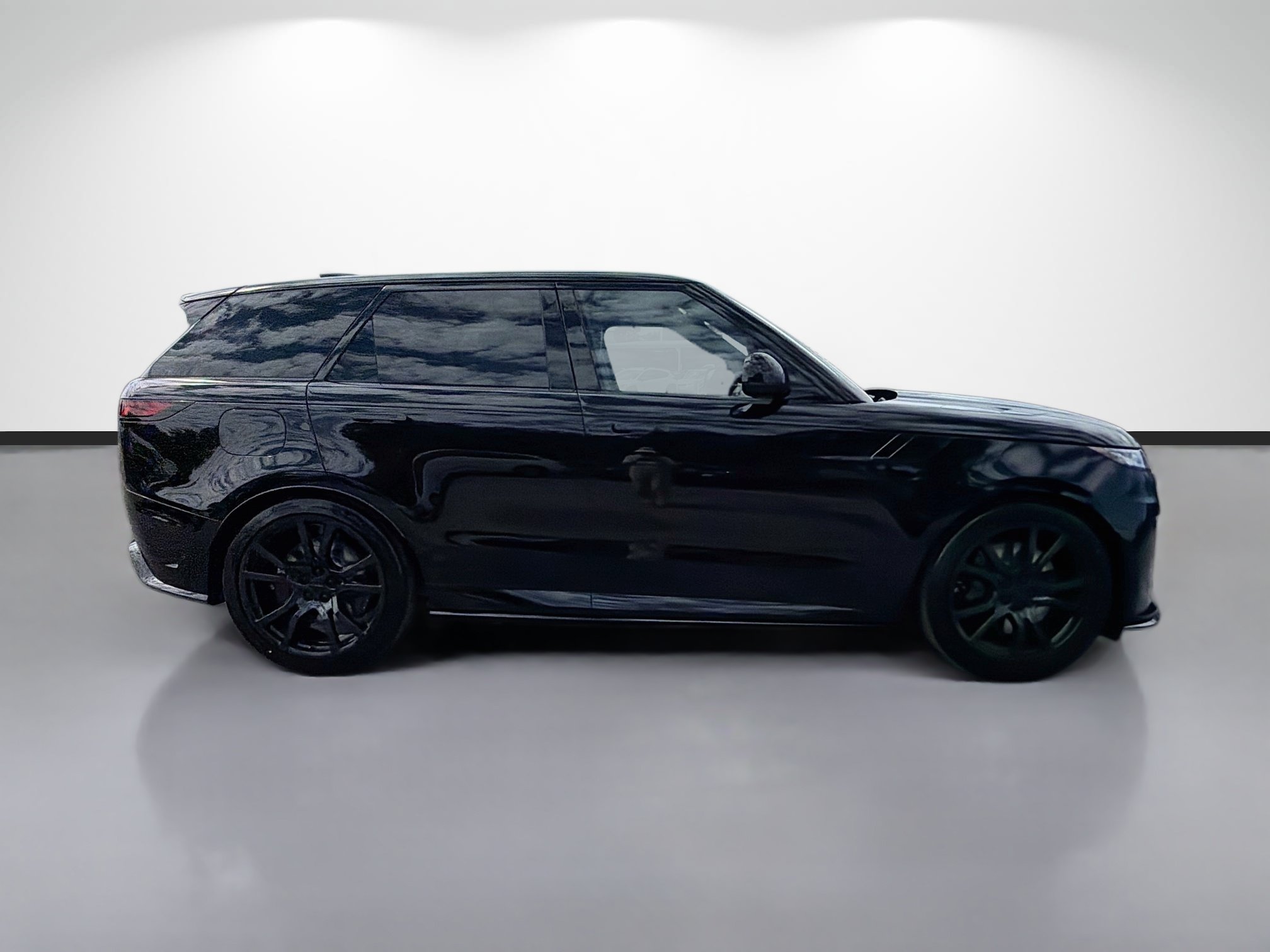 New 2027 Land Rover Range Rover Sport SV AWD/4WD image 6