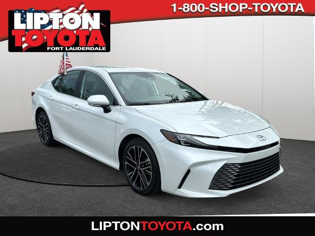Used 2026 Toyota Camry XLE FWD image 1