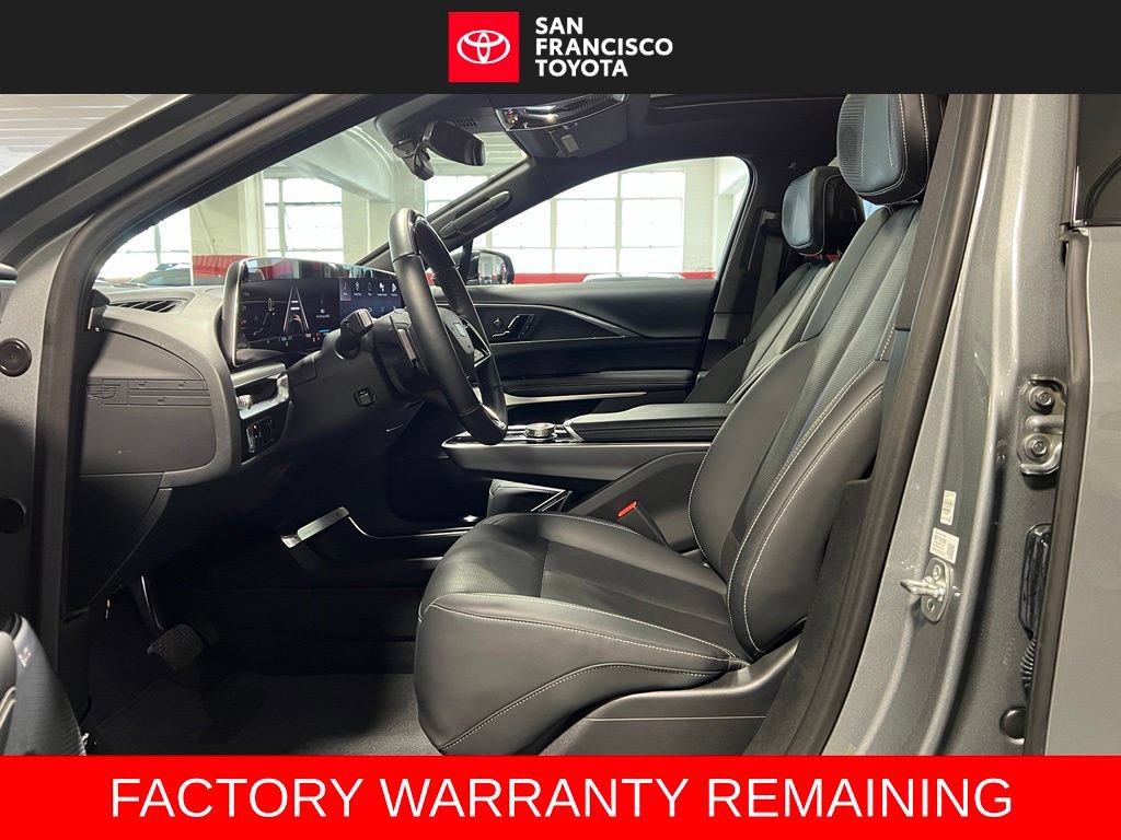 Used 2024 Cadillac Lyriq Luxury RWD image 13