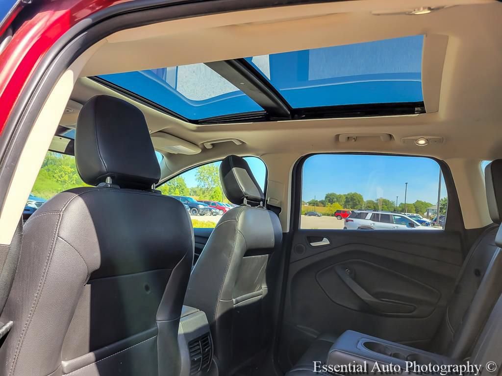 Used 2018 Ford Escape Titanium AWD/4WD image 12