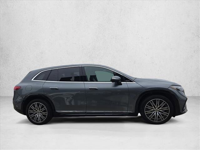 Used 2023 Mercedes-Benz EQS 580 4MATIC SUV video 4