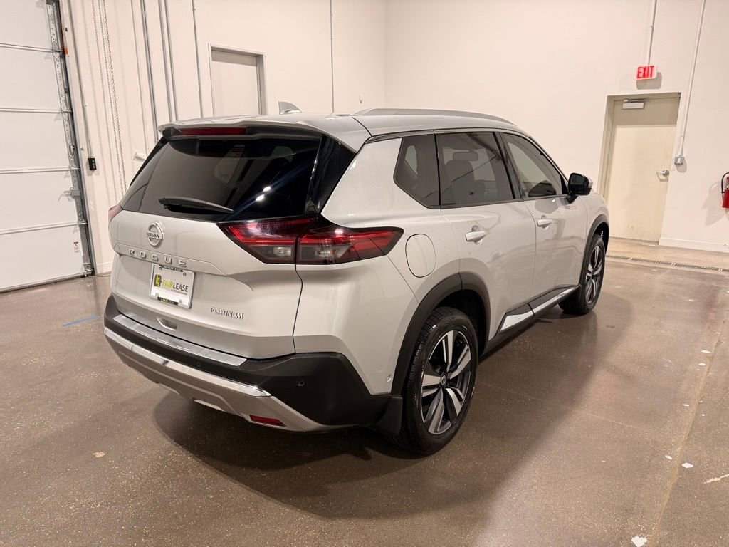 Used 2021 Nissan Rogue Platinum FWD image 5
