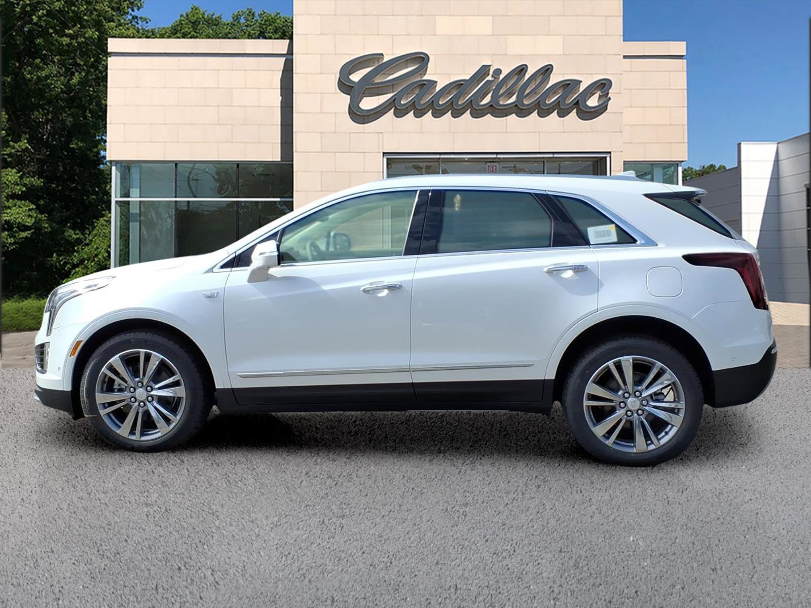 New 2026 Cadillac XT5 Premium Luxury w/ Driver Assist Package image 2