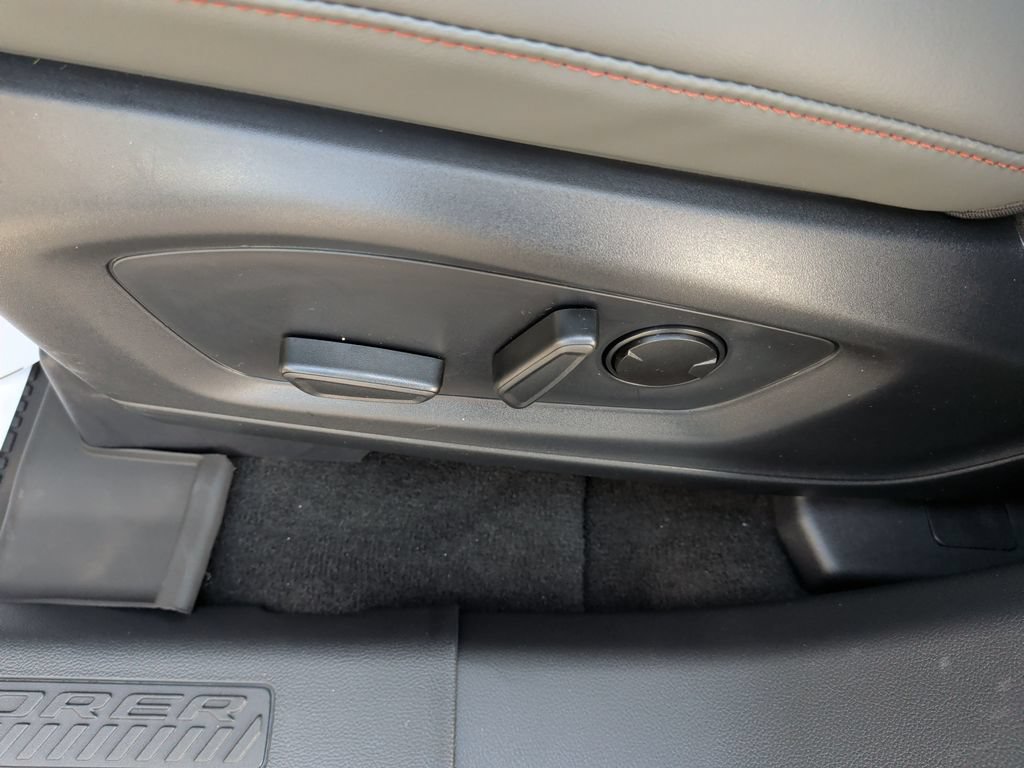 New 2026 Ford Explorer Active w/ Active Comfort Package AWD/4WD image 18