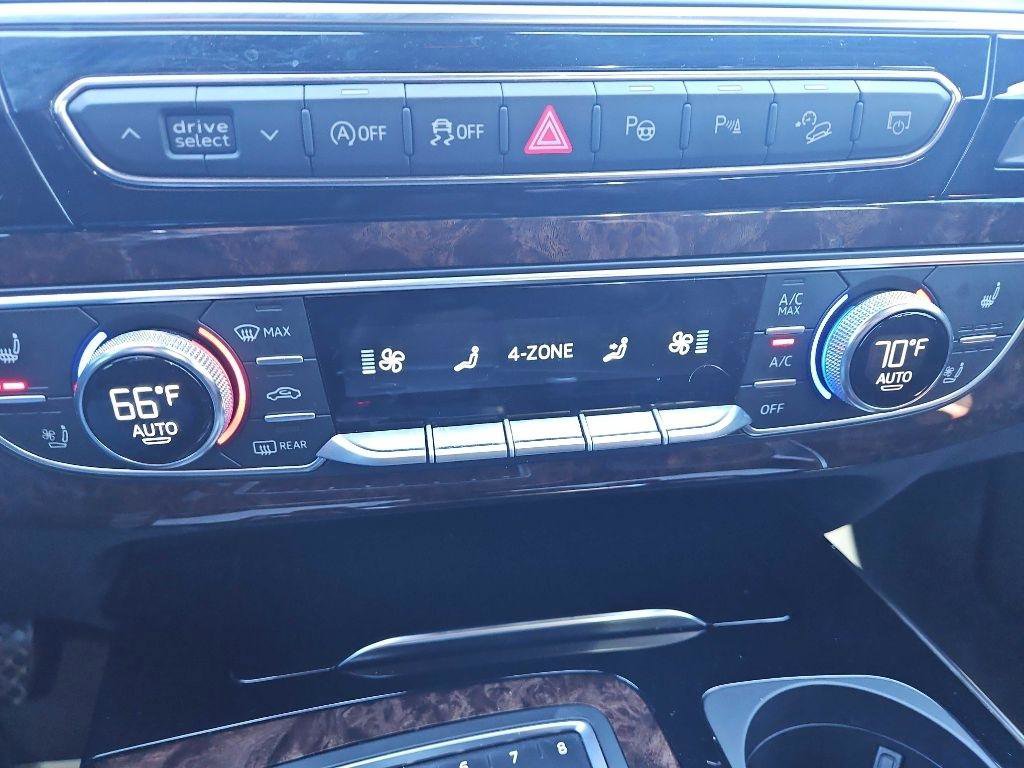 Used 2019 Audi Q7 3.0T Prestige w/ Prestige Package image 22