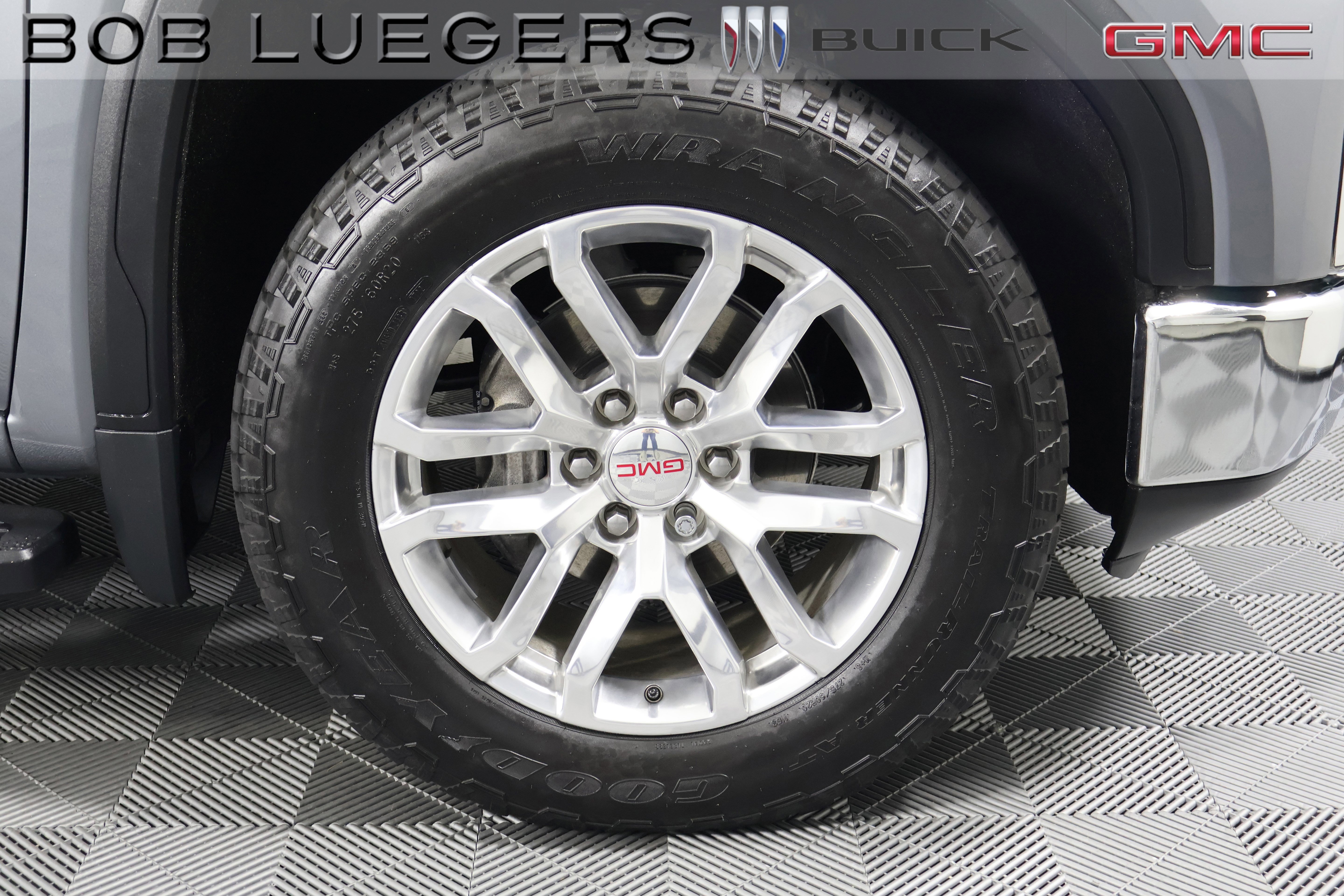 Certified 2022 GMC Sierra 1500 SLT w/ SLT Premium Plus Package image 3