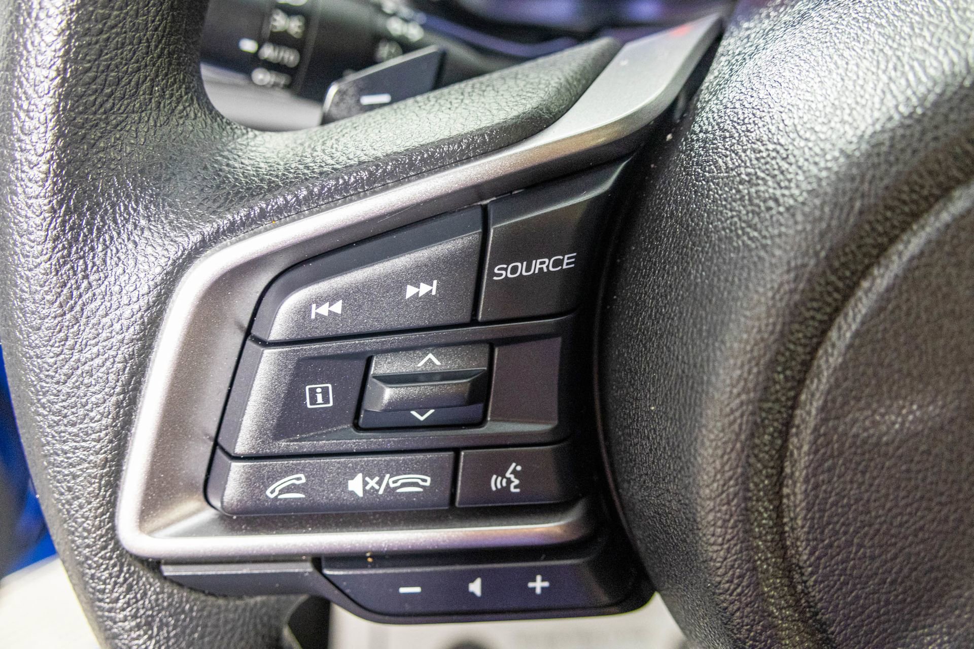 Used 2025 Subaru Impreza 2.0i Sport AWD/4WD image 33