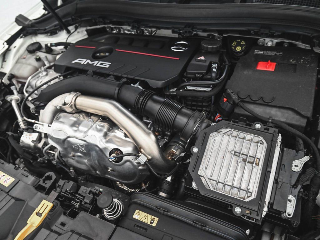 Used 2024 Mercedes-Benz GLA 35 AMG 4MATIC image 48