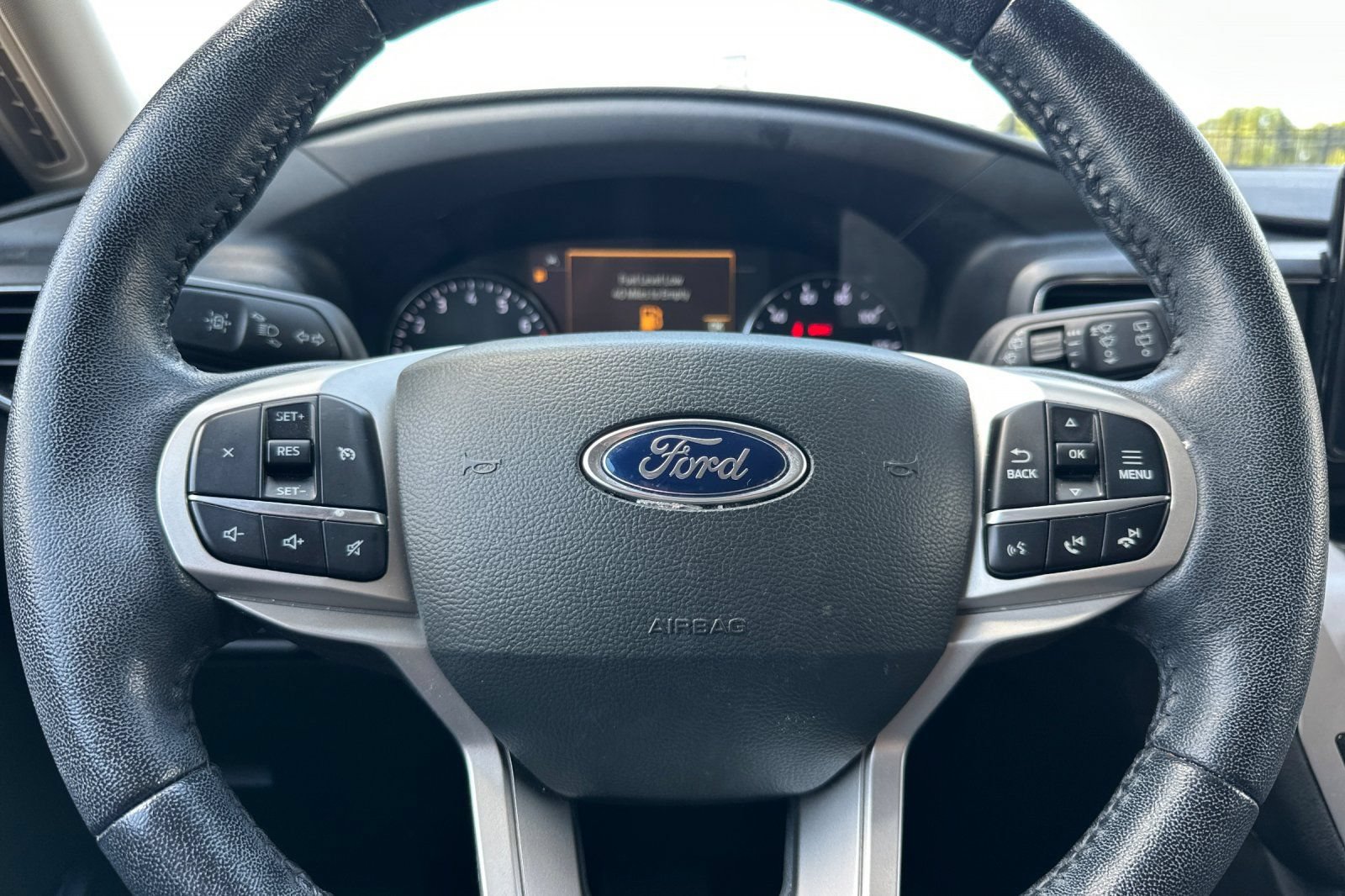 Used 2021 Ford Explorer XLT w/ Equipment Group 202A RWD image 33