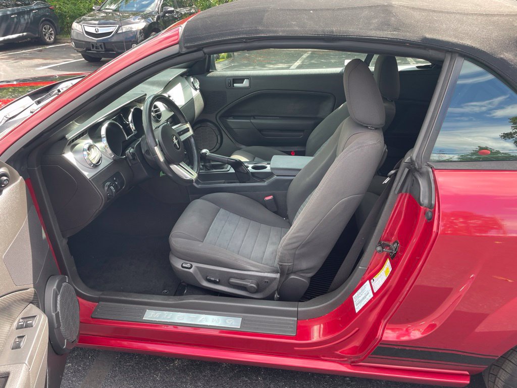 Used 2007 Ford Mustang GT RWD image 10