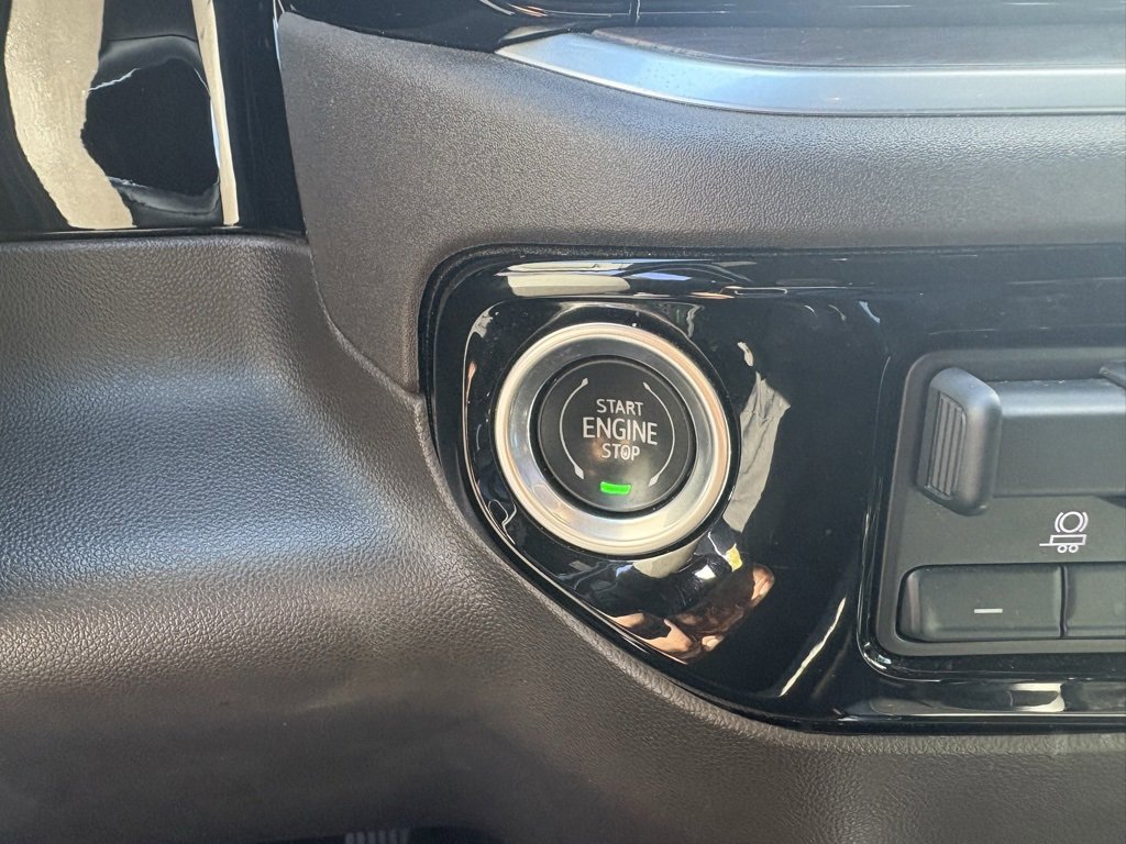 Used 2022 GMC Sierra 1500 SLT w/ SLT Premium Plus Package image 26